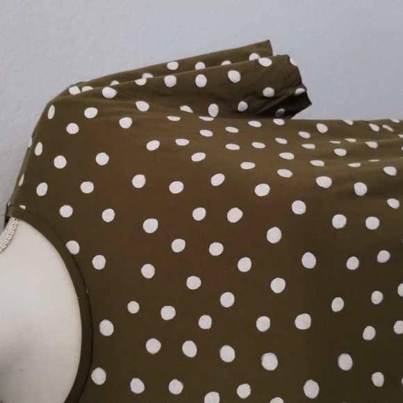 Zara green/White polka dot size large loose fit tee - Picture 3 of 7